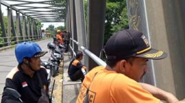 Tim Gabungan Temukan Jasad Pemuda Didik Nugroho yang Hanyut Sejauh 15 Km di Bengawan Madiun. (Dok. FIN)