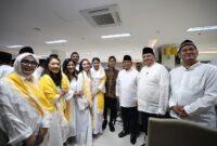 Presiden dan Wakil Presiden terpilih Prabowo Subianto dan Gibran Rakabuming Raka menghadiri Nuzulul Qur’an dan Buka Puasa bersama Partai Golkar di DPP Golkar. (Dok. Tim Media Prabowo)

